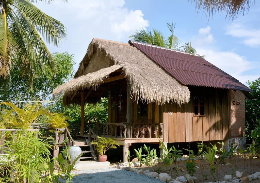 Fish Island Bungalows Kampot Eksteriør bilde
