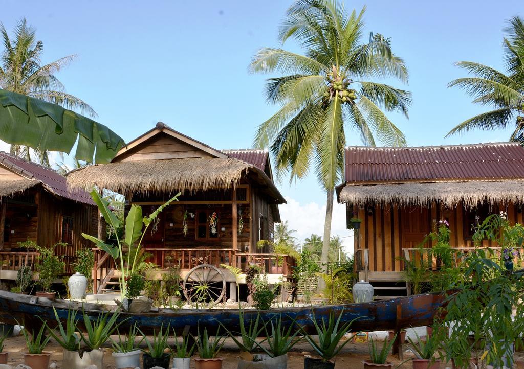 Fish Island Bungalows Kampot Eksteriør bilde